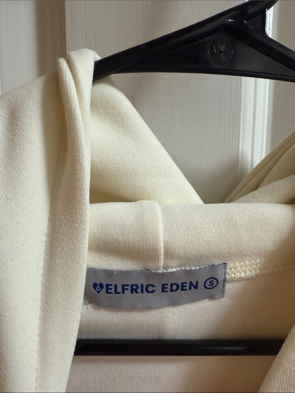 Aelfric Eden Cream Hoodie with Subtle Logo - Picture 3 of 5
